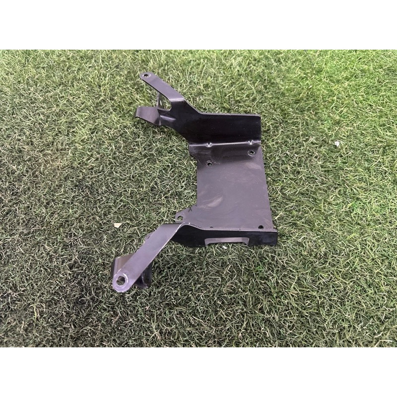 Кронштейн дистроника (кузов и элементы) BMW X5 F15 2015 4.4 66316851998