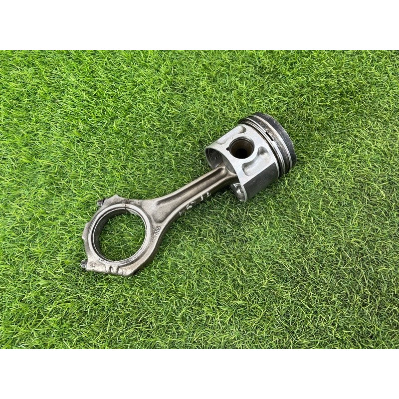 Поршень (двигатель и элементы) AUDI A6 C5 2001 2.5 AKE