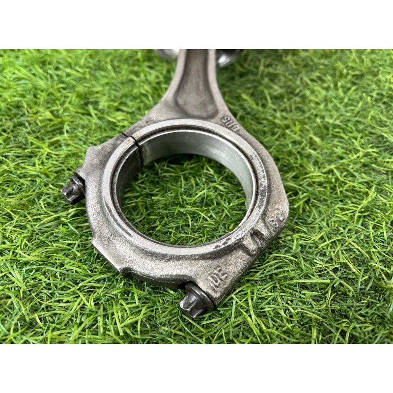 Поршень (двигатель и элементы) AUDI A6 C5 2001 2.5 AKE