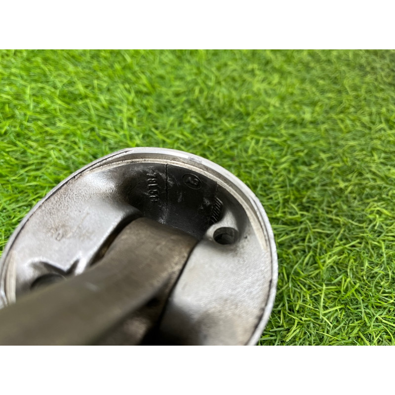 Поршень (двигатель и элементы) AUDI A6 C5 2001 2.5 AKE