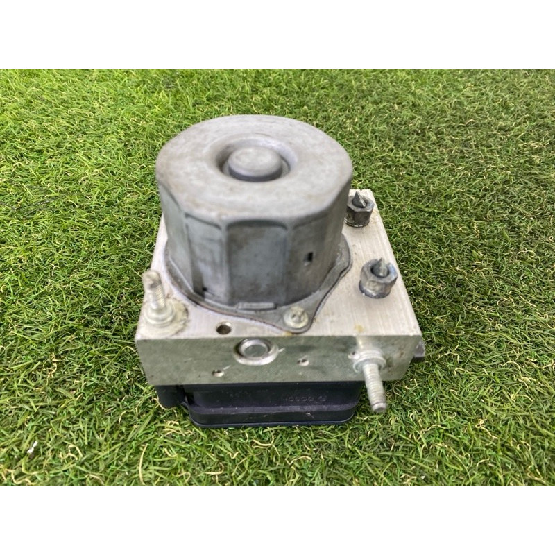 Блок abs (тормозная система) Subaru Forester SJ 2015 2.5 2265106452