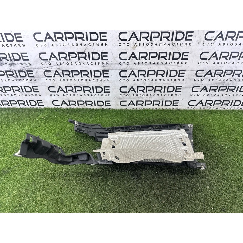 Кріплення бампера (кузов и элементы) LAND ROVER Range Rover L405 2016 5.0 LR076517