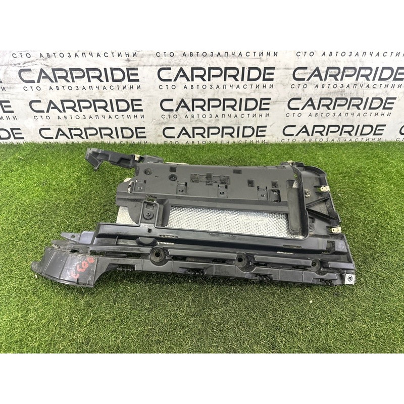 Кріплення бампера (кузов и элементы) LAND ROVER Range Rover L405 2016 5.0 LR076517