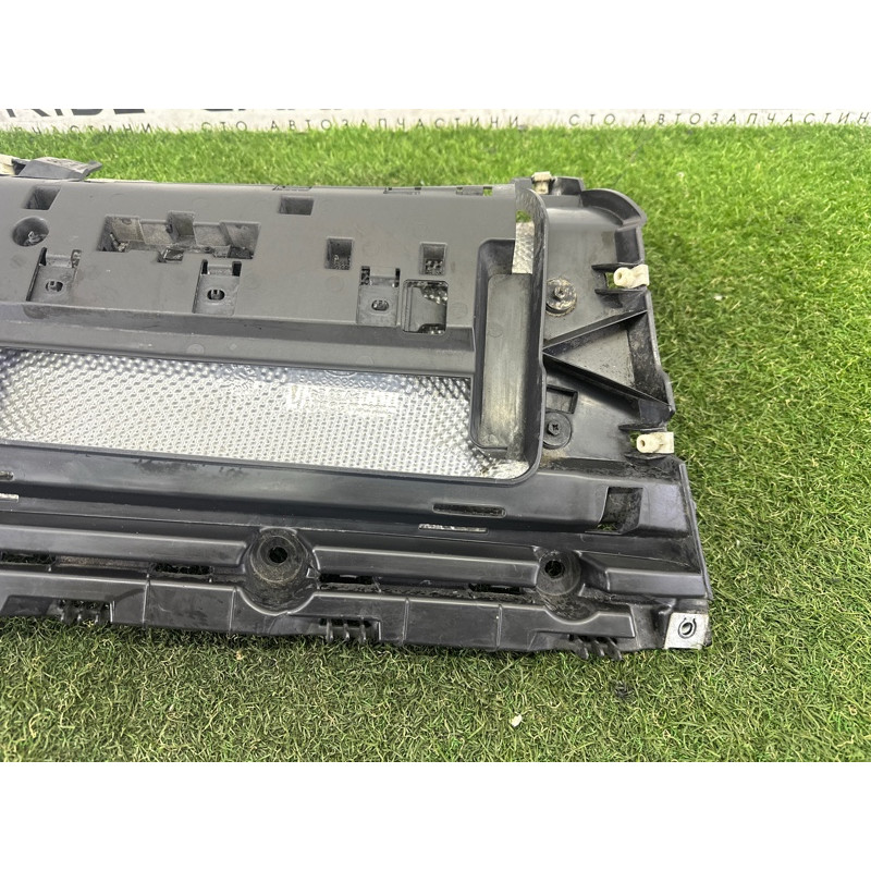 Кріплення бампера (кузов и элементы) LAND ROVER Range Rover L405 2016 5.0 LR076517