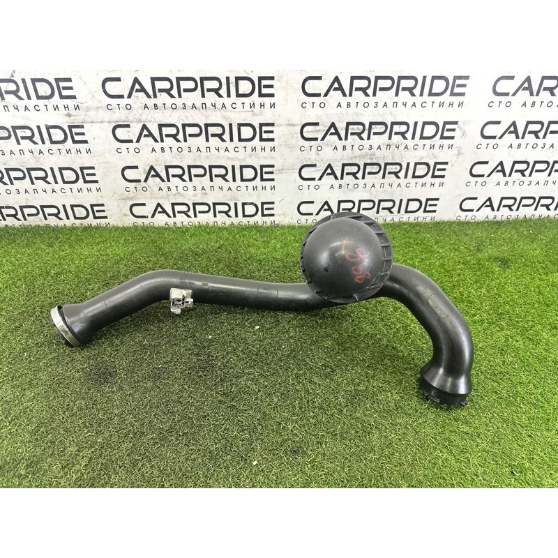 Патрубок интеркулера (двигатель и элементы) AUDI A4 B9 2017 2.0 TFSI 8W0145673