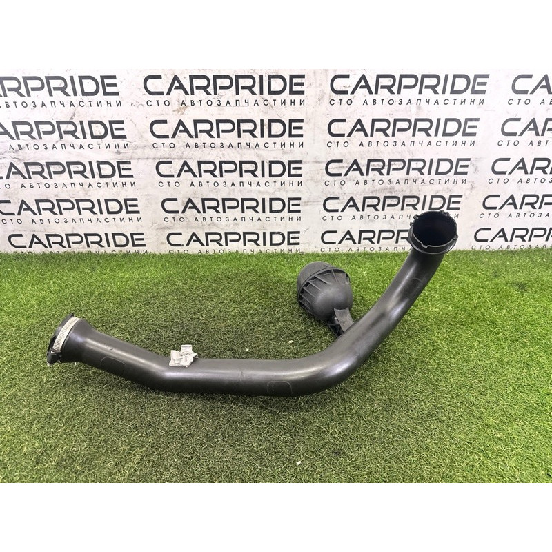 Патрубок интеркулера (двигатель и элементы) AUDI A4 B9 2017 2.0 TFSI 8W0145673