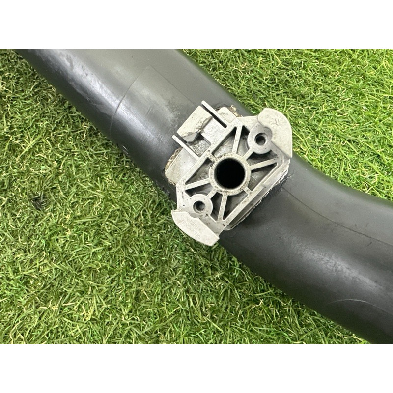 Патрубок интеркулера (двигатель и элементы) AUDI A4 B9 2017 2.0 TFSI 8W0145673