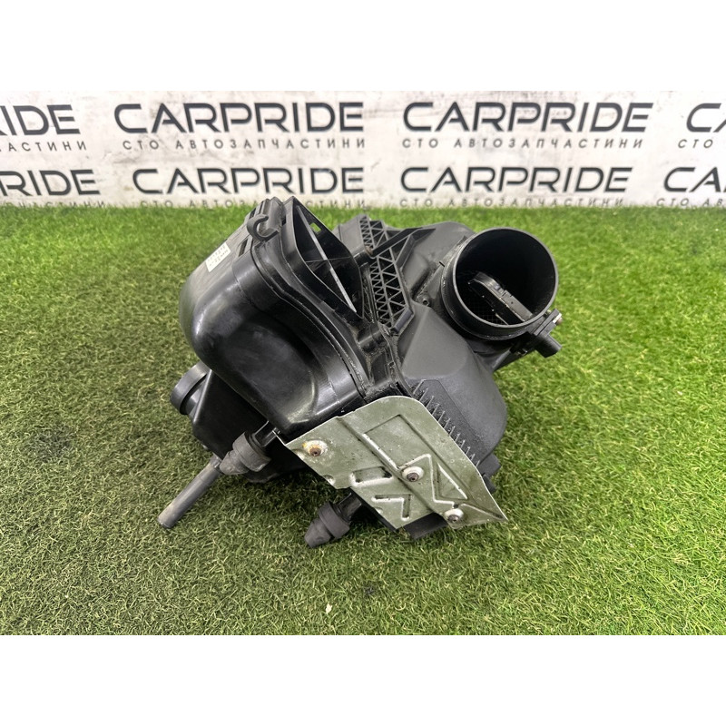 Корпус воздушного фильтра (впускная система) AUDI A4 B8 2013 2.0 TFSI 8K0133837BJ