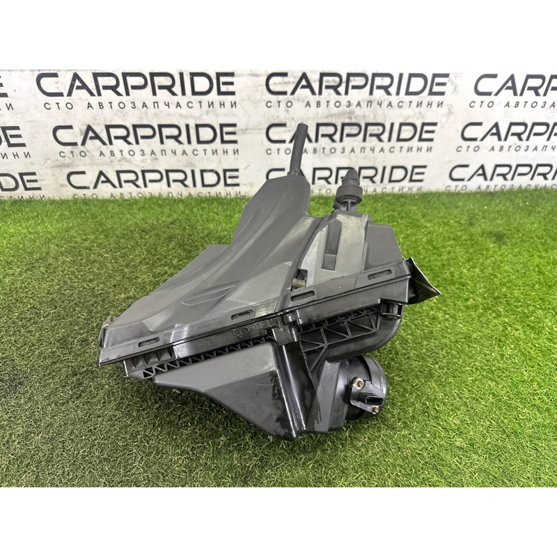 Корпус воздушного фильтра (впускная система) AUDI A4 B8 2013 2.0 TFSI 8K0133837BJ