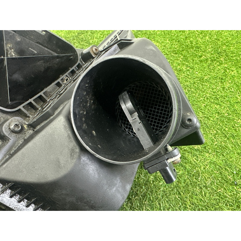 Корпус воздушного фильтра (впускная система) AUDI A4 B8 2013 2.0 TFSI 8K0133837BJ