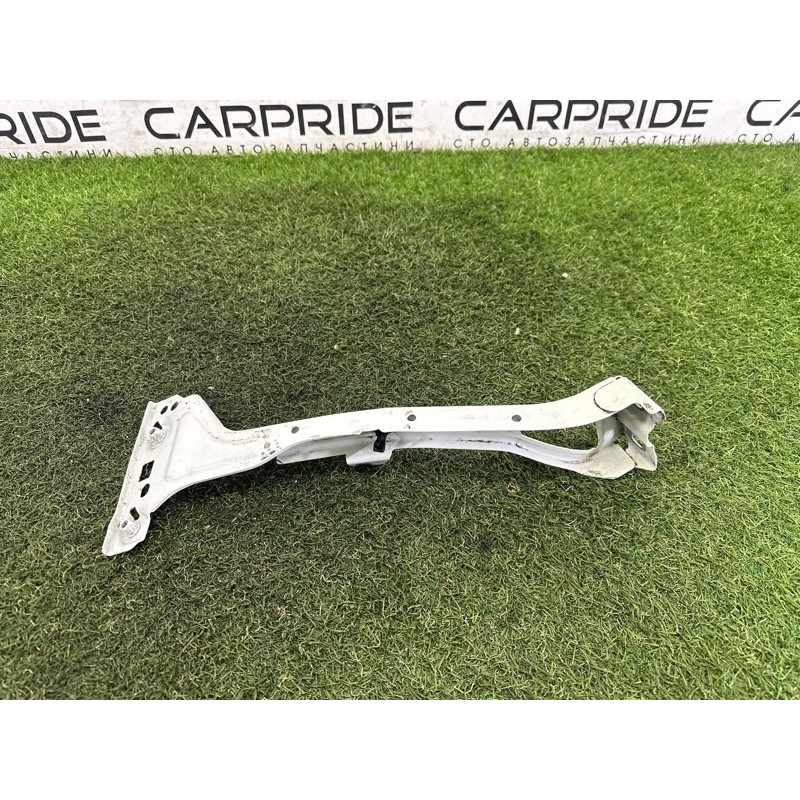 Крепление крыла (кузов и элементы) AUDI A4 B9 2017 2.0 TFSI 8W0821135C