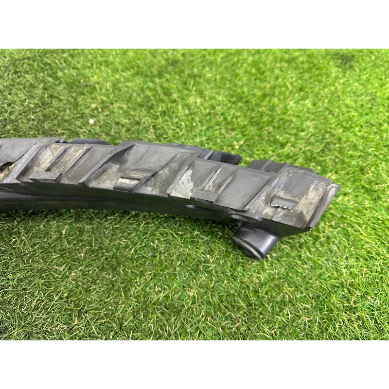 Крепление бампера (кузов и элементы) Jeep Grand Cherokee WK2 2014 3.0 Diesel 68223469AA