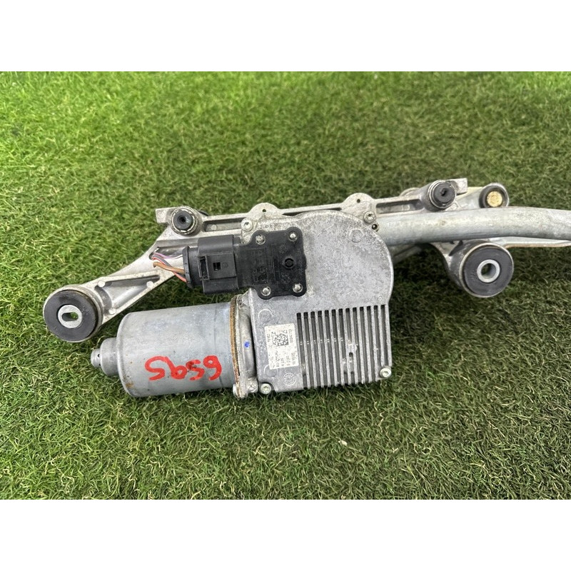 Трапеция дворников (кузов и элементы) AUDI Q7 4L 2011 3.0 TFSi 4L1955023F