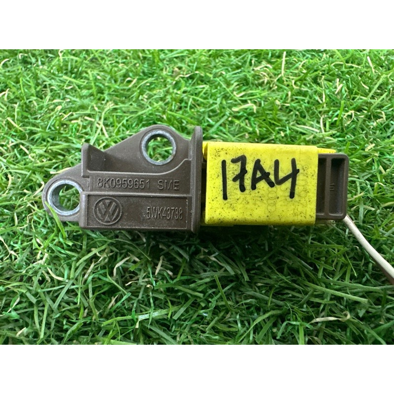 Датчик удара (электрика / датчики) AUDI A4 B8 2014 2.0 TFSI 8K0959651