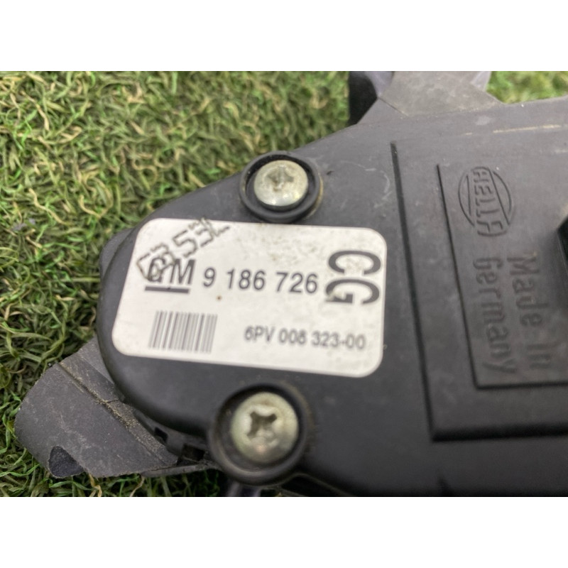 Педаль газа (электрика двигателя) Opel Vectra C 2008 2.2 YH 9186726