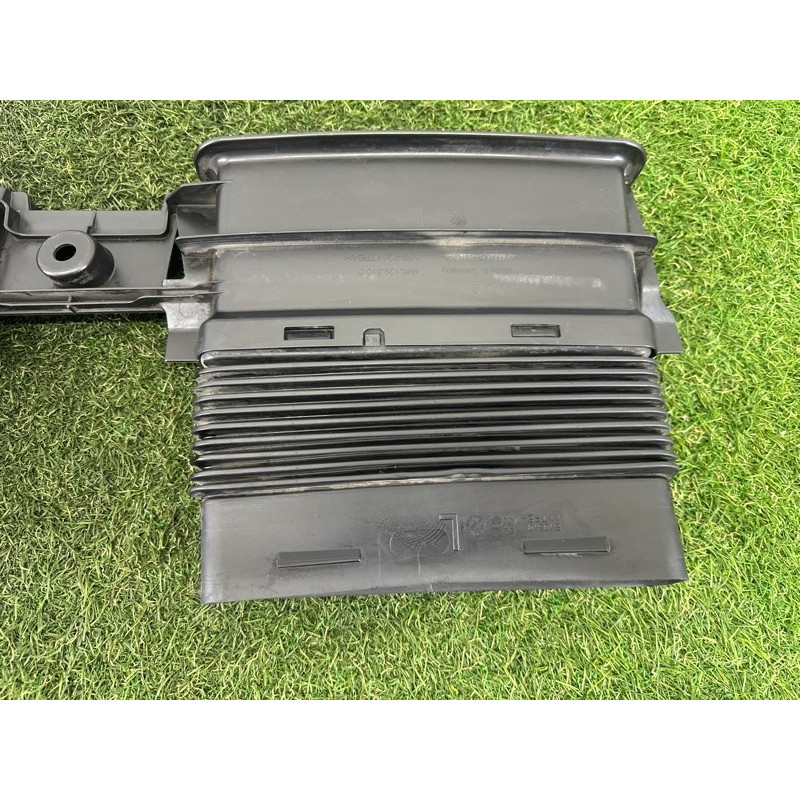 Воздухозаборник (впускная система) AUDI Q7 4M 2017 3.0 TFSi 4M0129510D