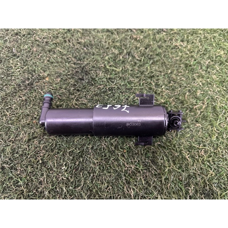 Форсунка омывателя фар (кузов и элементы) BMW 3-series E90 2010 3.0 N54 61677179311