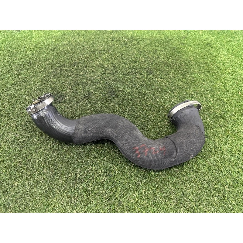 Патрубок интеркулера (двигатель и элементы) AUDI A4 B8 2014 2.0 TFSI 8K0145738M