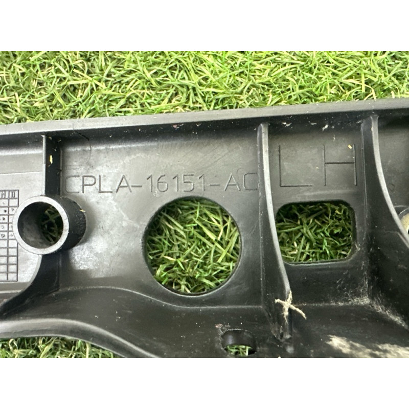 Кріплення крила (кузов и элементы) LAND ROVER Range Rover L405 2016 5.0 LR056963