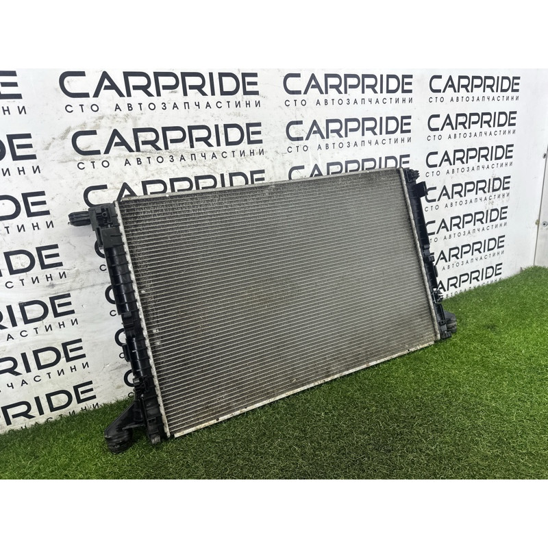 Радиатор охлаждения (система охлаждения) AUDI Q7 4M 2017 3.0 TFSi 8W0121251N