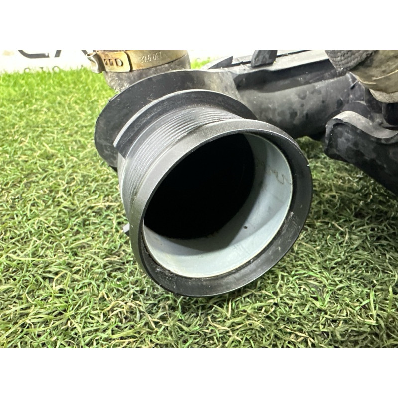 Патрубок интеркулера (двигатель и элементы) AUDI A4 B8 2013 2.0 TFSI 8K0145673AJ