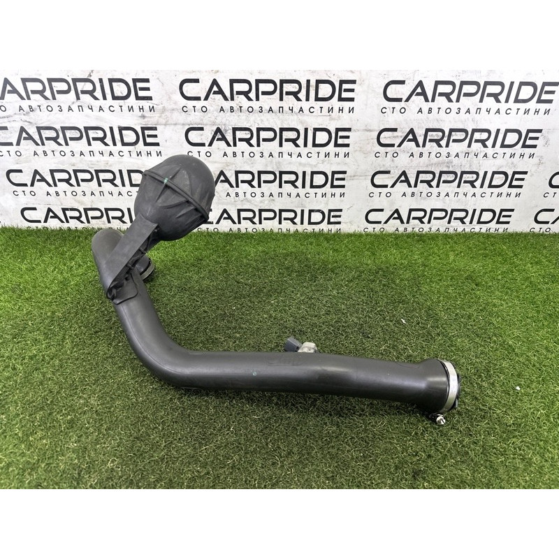 Патрубок интеркулера (двигатель и элементы) AUDI A4 B9 2017 2.0 TFSI 8W0145673