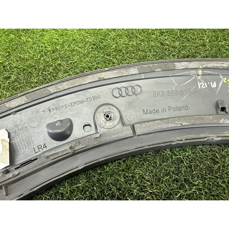 Накладка на крыло (кузов и элементы) AUDI A4 B8 2013 2.0 TFSI 8K9853817V7W