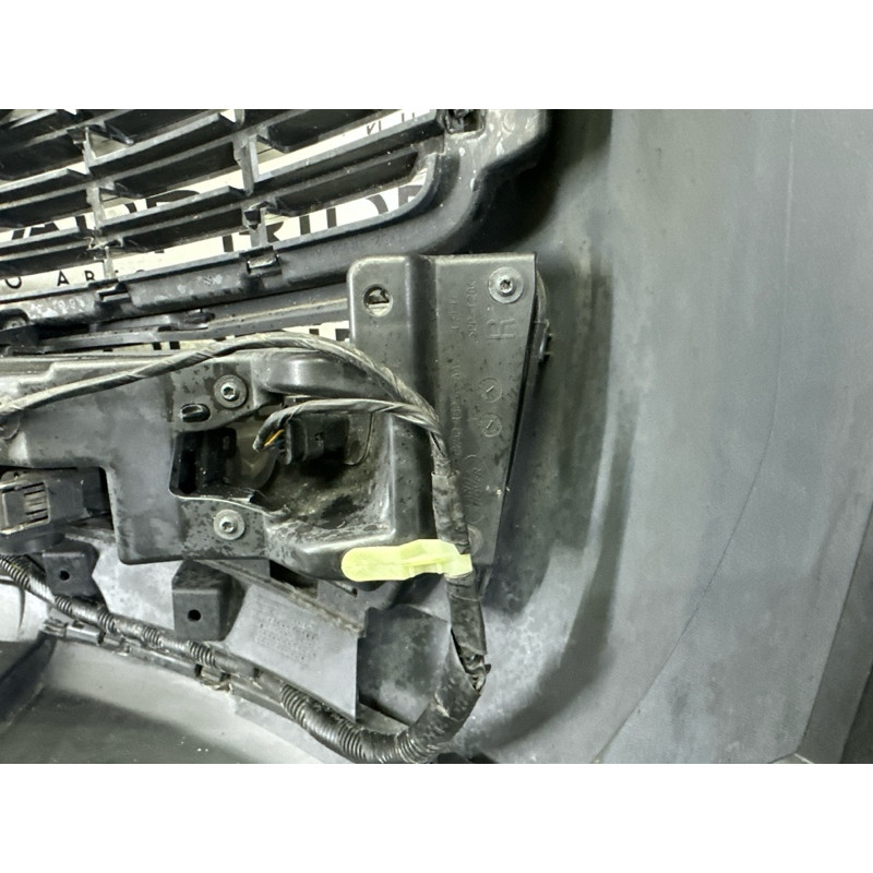 Бампер (наружные элементы кузова) LAND ROVER Range Rover L405 2016 5.0 LR071951