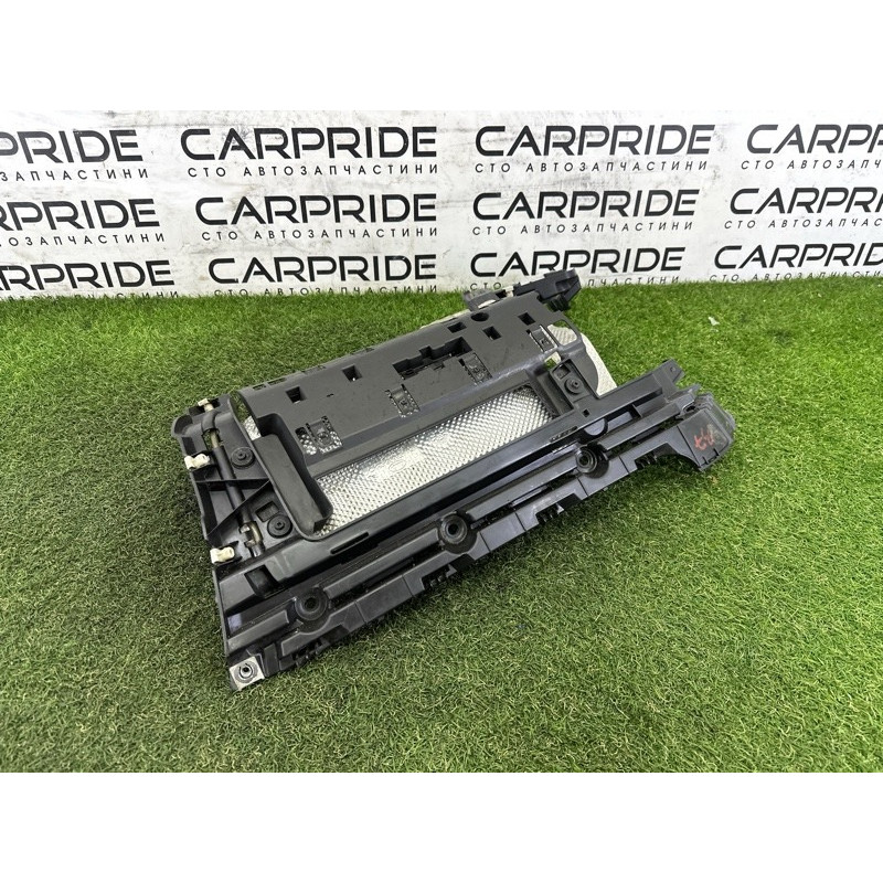 Кріплення бампера (кузов и элементы) LAND ROVER Range Rover L405 2016 5.0 LR076516