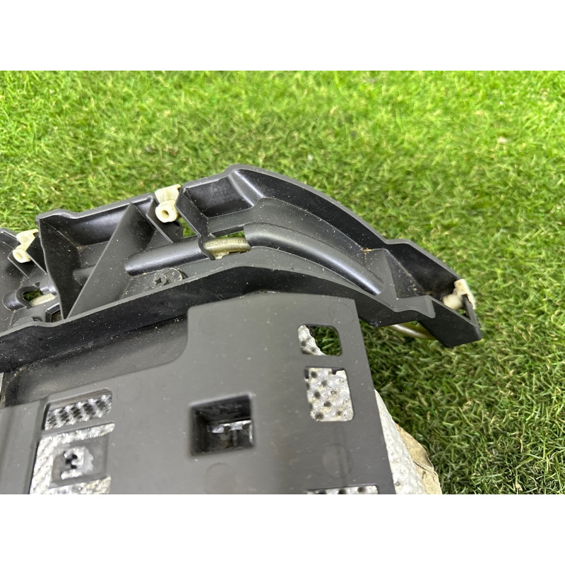 Кріплення бампера (кузов и элементы) LAND ROVER Range Rover L405 2016 5.0 LR076516