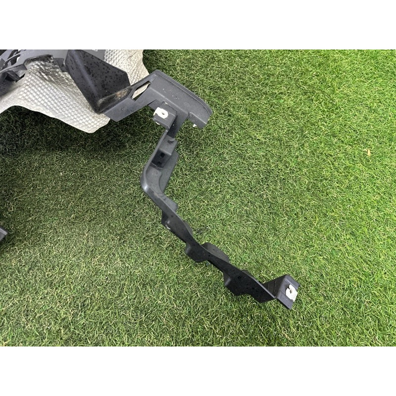 Кріплення бампера (кузов и элементы) LAND ROVER Range Rover L405 2016 5.0 LR076516