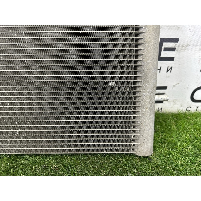 Додатковий радіатор охолодження (система охлаждения) LAND ROVER Range Rover L405 2016 5.0 LR062670