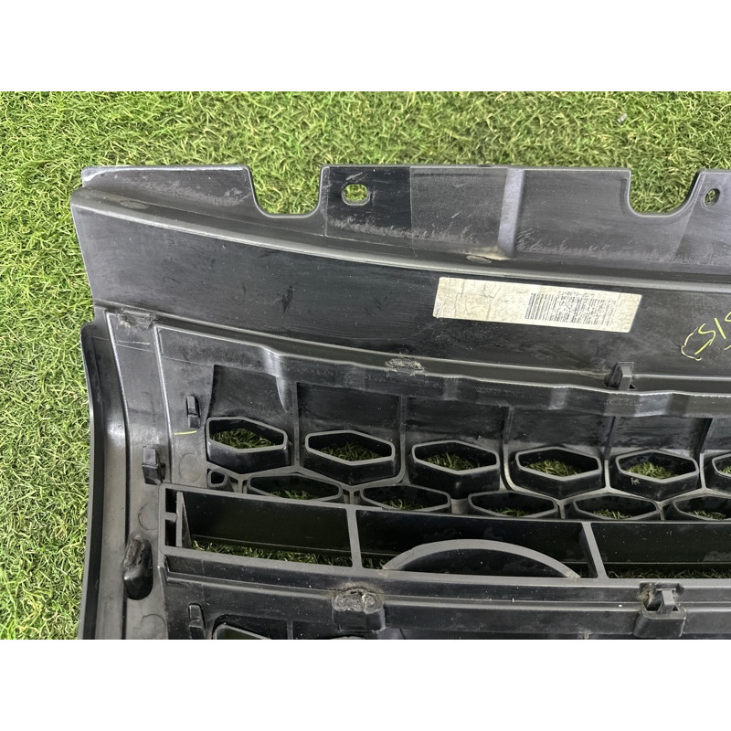 Решетка радиатора (наружные элементы кузова) LAND ROVER Range Rover Evoque L538 2016 2.0 LR074252