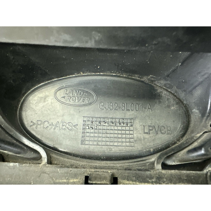 Решетка радиатора (наружные элементы кузова) LAND ROVER Range Rover Evoque L538 2016 2.0 LR074252