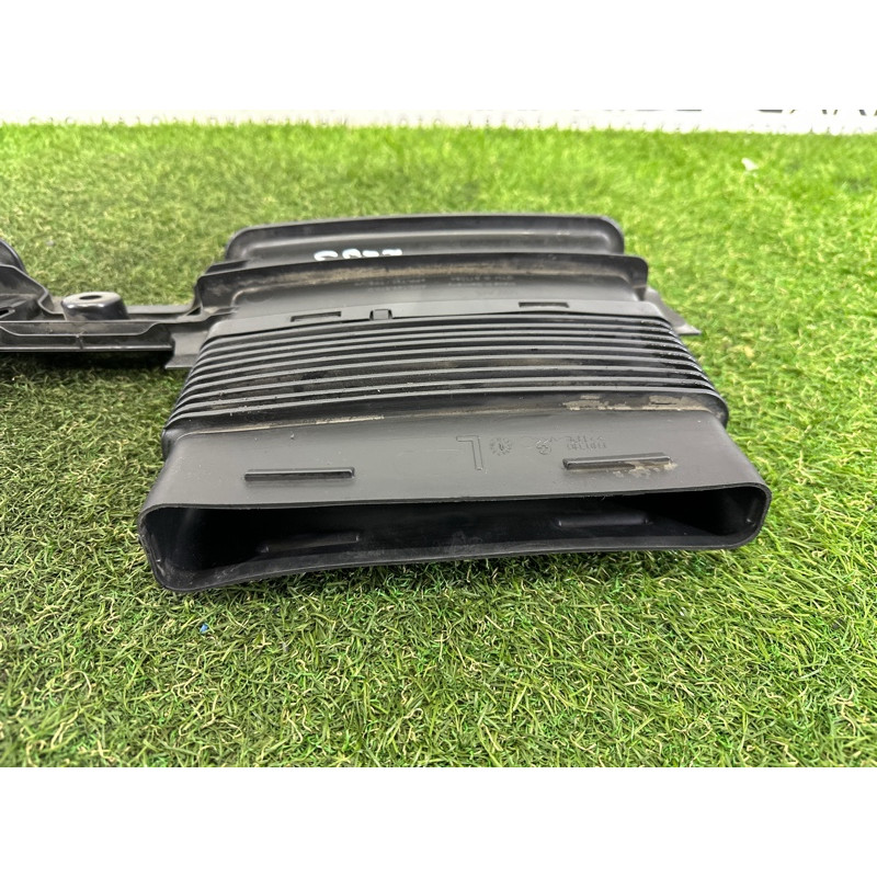 Воздухозаборник (впускная система) AUDI Q7 4M 2017 2.0 TFSI 4M0129510D