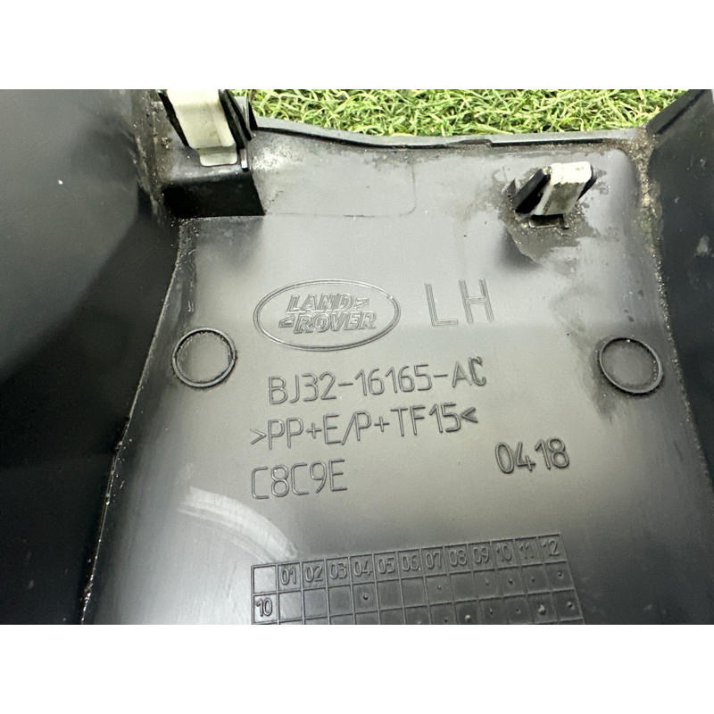 Накладка крила (кузов и элементы) LAND ROVER Range Rover Evoque L538 2016 2.0 LR035400