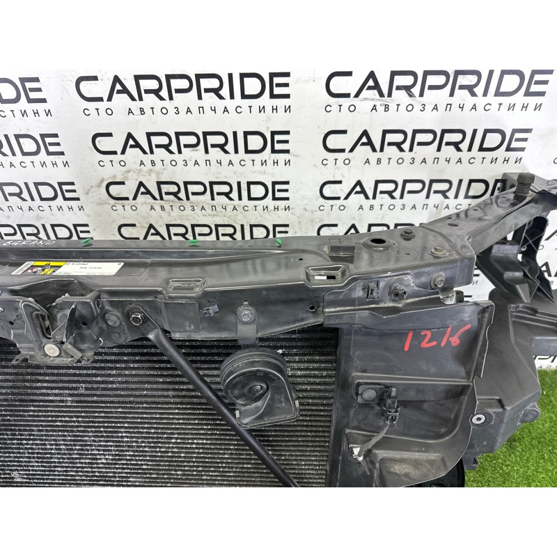 Телевизор (передняя часть кузова) (наружные элементы кузова) Jeep Grand Cherokee WK2 2018 3.6 5156113AA