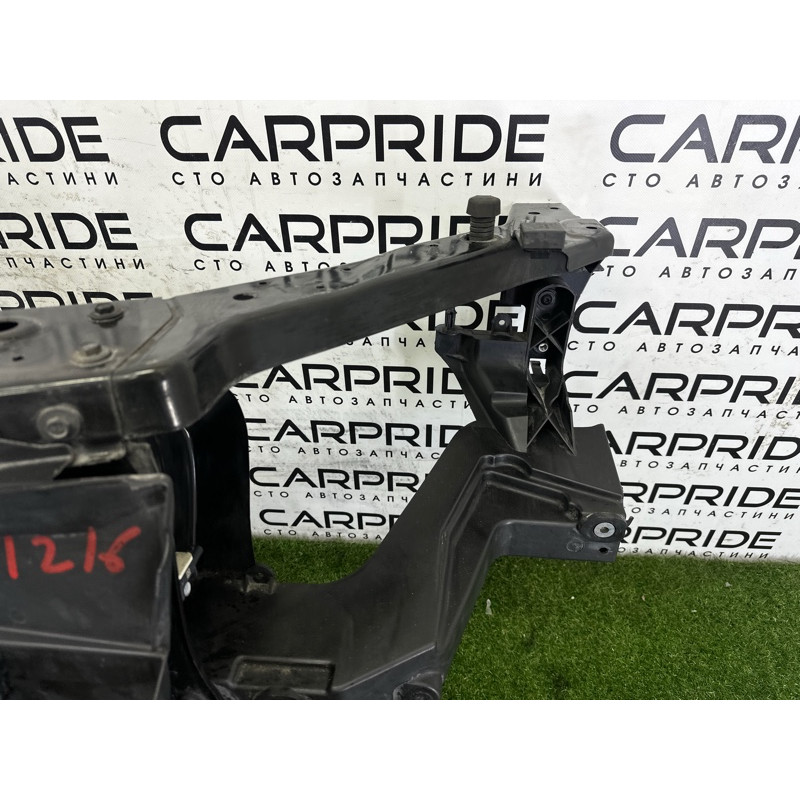 Телевизор (передняя часть кузова) (наружные элементы кузова) Jeep Grand Cherokee WK2 2018 3.6 5156113AA