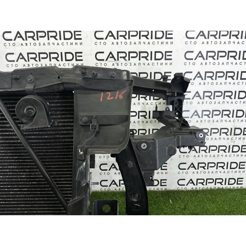 Телевизор (передняя часть кузова) (наружные элементы кузова) Jeep Grand Cherokee WK2 2018 3.6 5156113AA