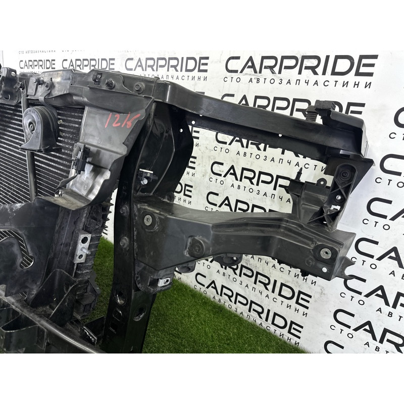 Телевизор (передняя часть кузова) (наружные элементы кузова) Jeep Grand Cherokee WK2 2018 3.6 5156113AA