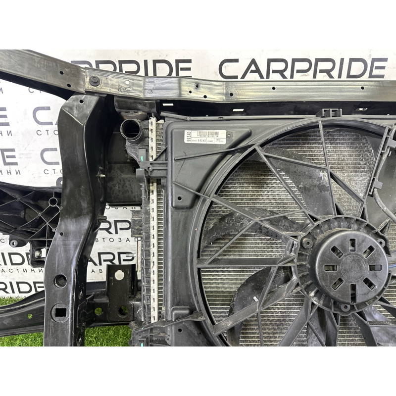 Телевизор (передняя часть кузова) (наружные элементы кузова) Jeep Grand Cherokee WK2 2018 3.6 5156113AA