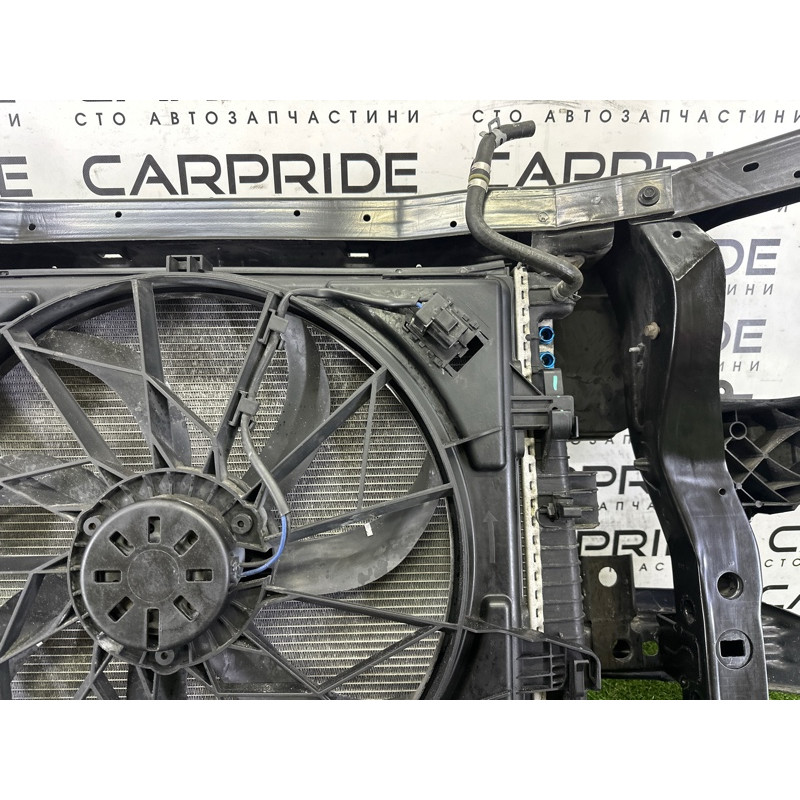 Телевизор (передняя часть кузова) (наружные элементы кузова) Jeep Grand Cherokee WK2 2018 3.6 5156113AA