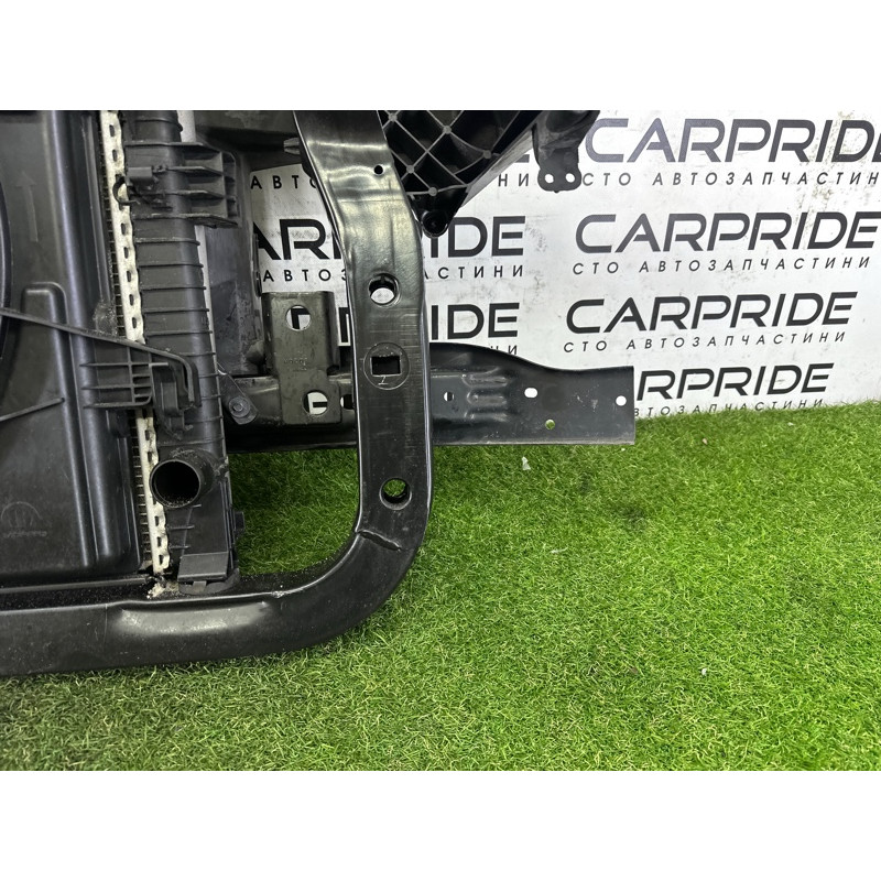 Телевизор (передняя часть кузова) (наружные элементы кузова) Jeep Grand Cherokee WK2 2018 3.6 5156113AA