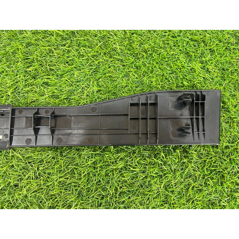 Молдинг на дах (кузов і елементи) Nissan Rogue T33 2023 1.5 KR15DDT 738526RA0A