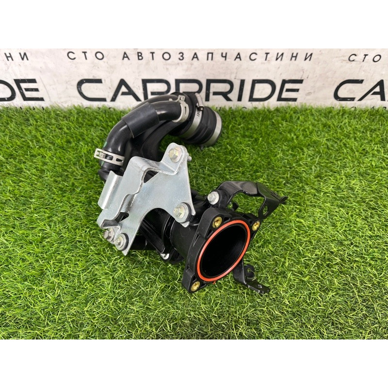 Патрубок впускного колектора (впускная система) Nissan Rogue T33 2023 1.5 KR15DDT 165766RC3B