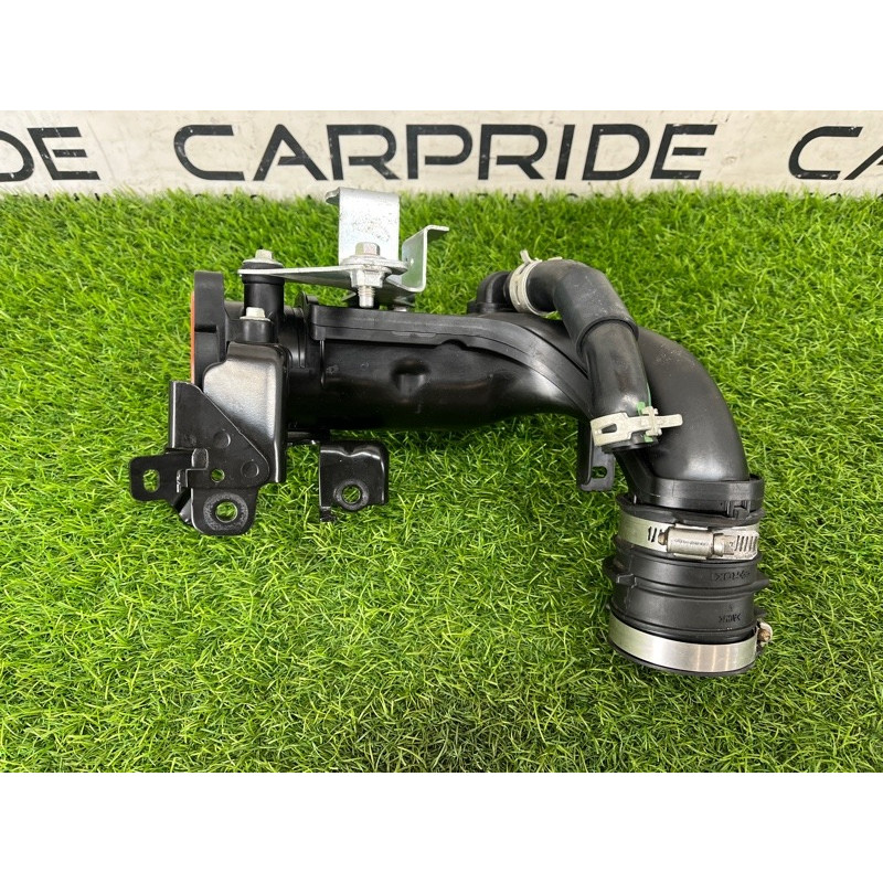 Патрубок впускного колектора (впускная система) Nissan Rogue T33 2023 1.5 KR15DDT 165766RC3B