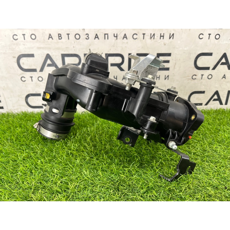Патрубок впускного колектора (впускная система) Nissan Rogue T33 2023 1.5 KR15DDT 165766RC3B