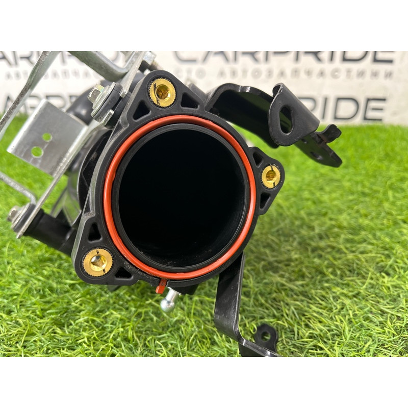 Патрубок впускного колектора (впускная система) Nissan Rogue T33 2023 1.5 KR15DDT 165766RC3B