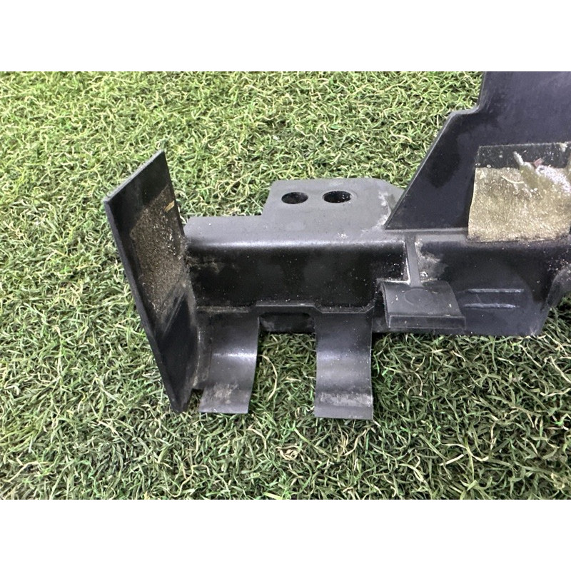 Повітропровід радіатора (кузов и элементы) LAND ROVER Range Rover L405 2016 5.0 LR052925