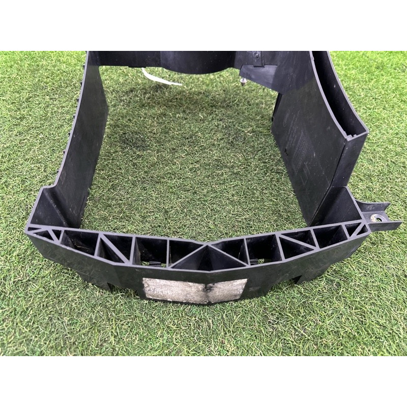 Повітропровід радіатора (кузов и элементы) LAND ROVER Range Rover L405 2016 5.0 LR034578